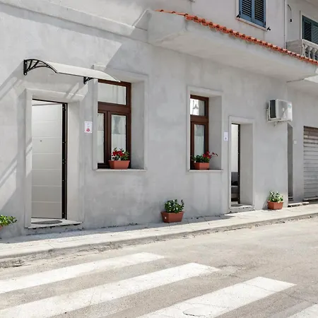 Corallo E Conchiglia Apartment *